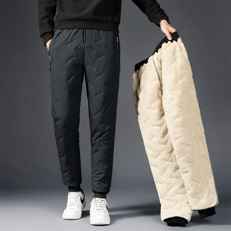 Sort (næsten udsolgt) / 3XL